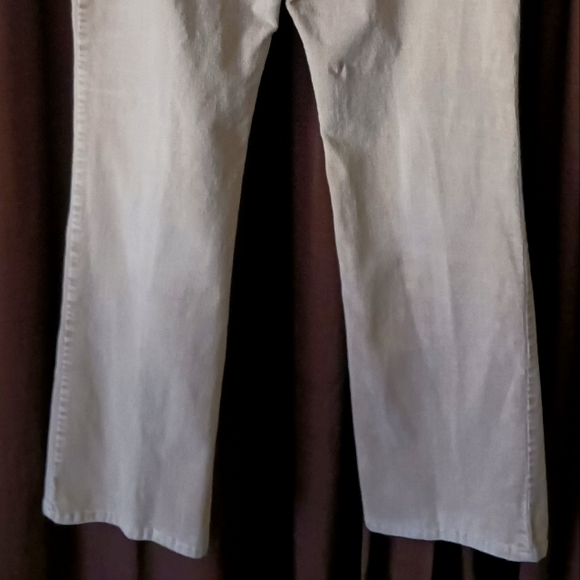 Erik Spencer - Picture 5 of 5